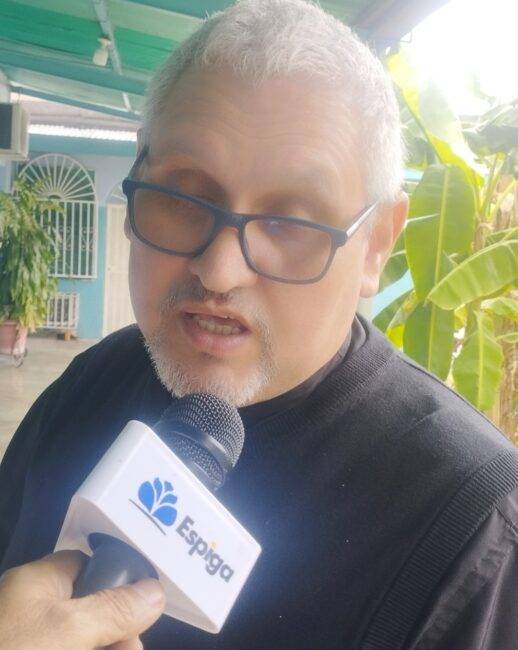 Padre Manuel Brito, director del Instituto Radiofónico Diocesano de Guanare