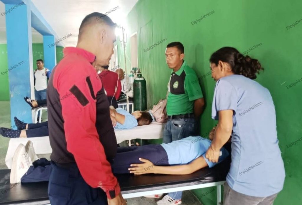 Una de las estudiantes afectadas en el hospital de Turén